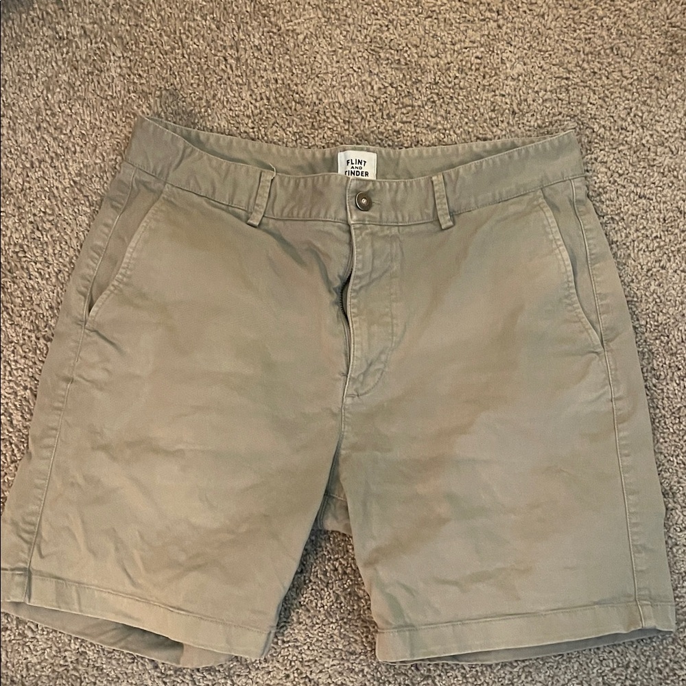 Plain Khaki Men's Flat Front Shorts